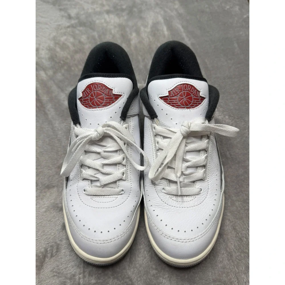 Jordan 2/3 Mens 10 White Black Metallic Silver Low Sneakers FD0383-148